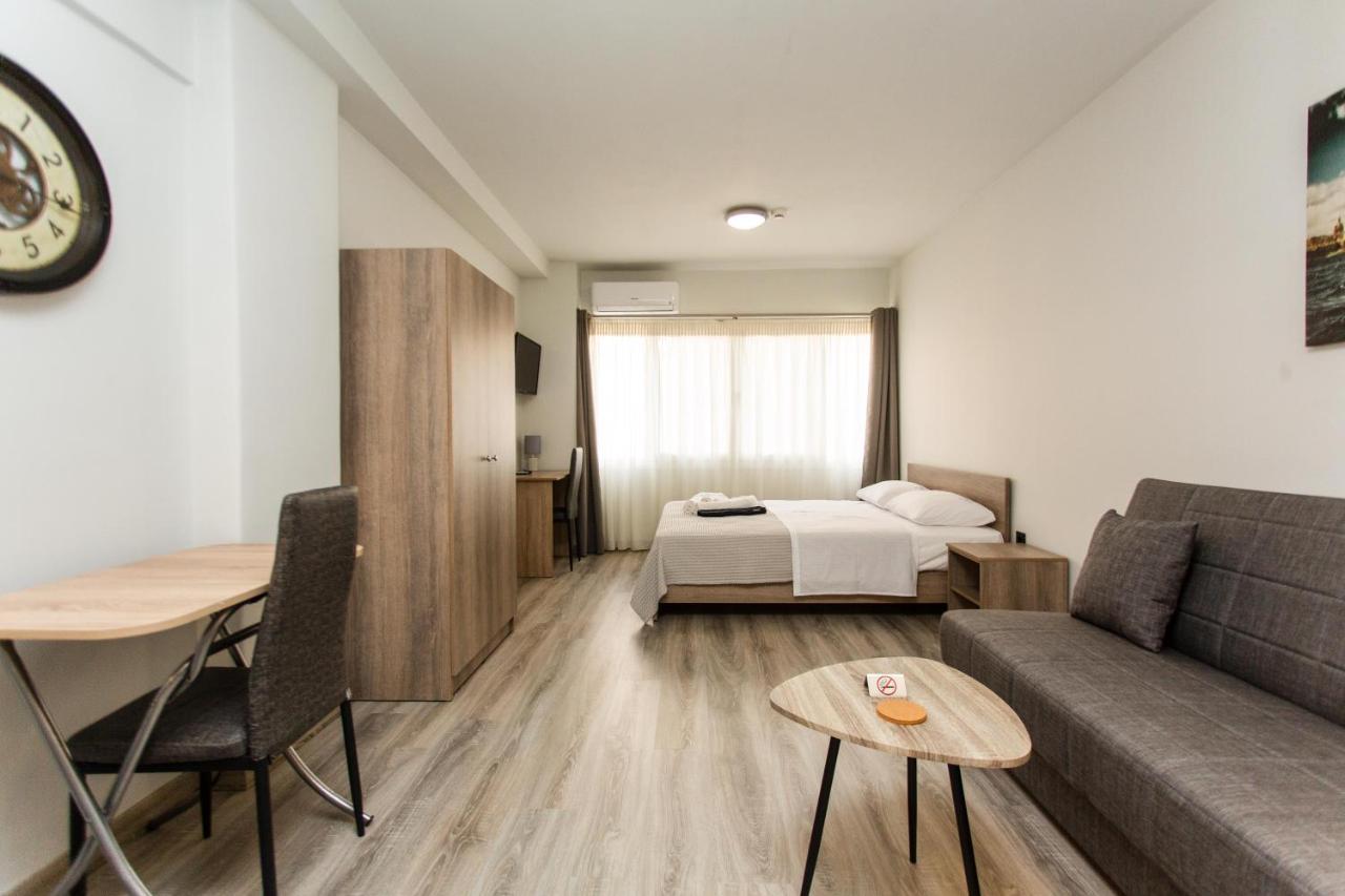 John Central Suites Солун Екстериор снимка